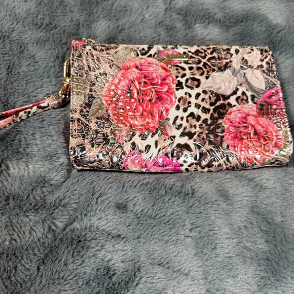 Brahmin Flower Wristlet Wallet/Purse - Picture 5 of 6